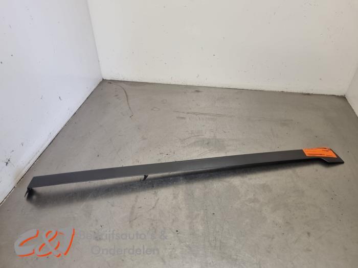 Schuifdeurrail links van een Ford Tourneo Connect, Gebruikt, -, -, Ophalen of Verzenden