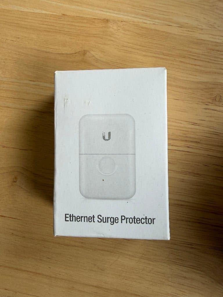 Ubiquiti Ethernet surge protector, Computers en Software, Netwerk switches, Ophalen of Verzenden, Nieuw