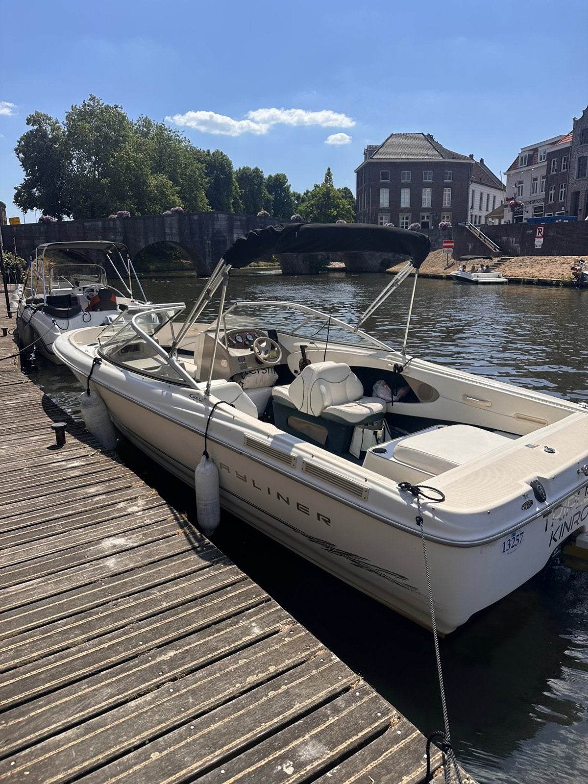 Bayliner 2150 Capri, Sports nautiques & Bateaux, 200 ch ou plus, 6 m, Enlèvement, Bayliner