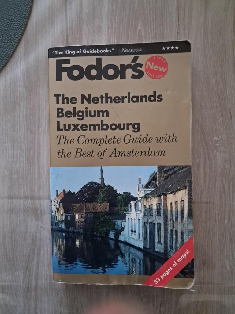 The Netherlands belgium Luxembourg, Boeken, Atlassen en Landkaarten, Gelezen, Ophalen of Verzenden, Landkaart, 1800 tot 2000