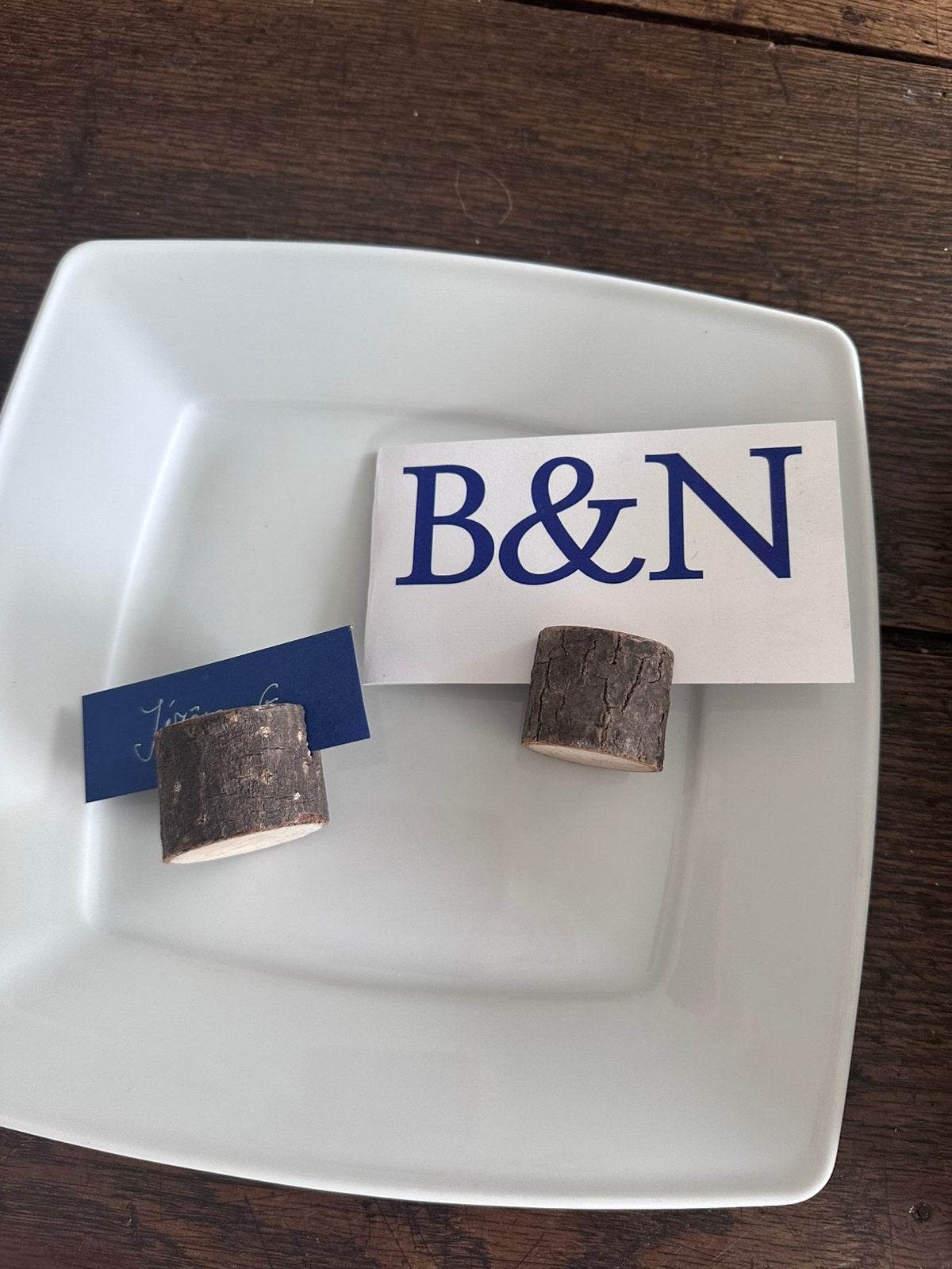 Marque-place ou porte-menu pour reception., Enlèvement ou Envoi, Comme neuf, Brun, Accessoires