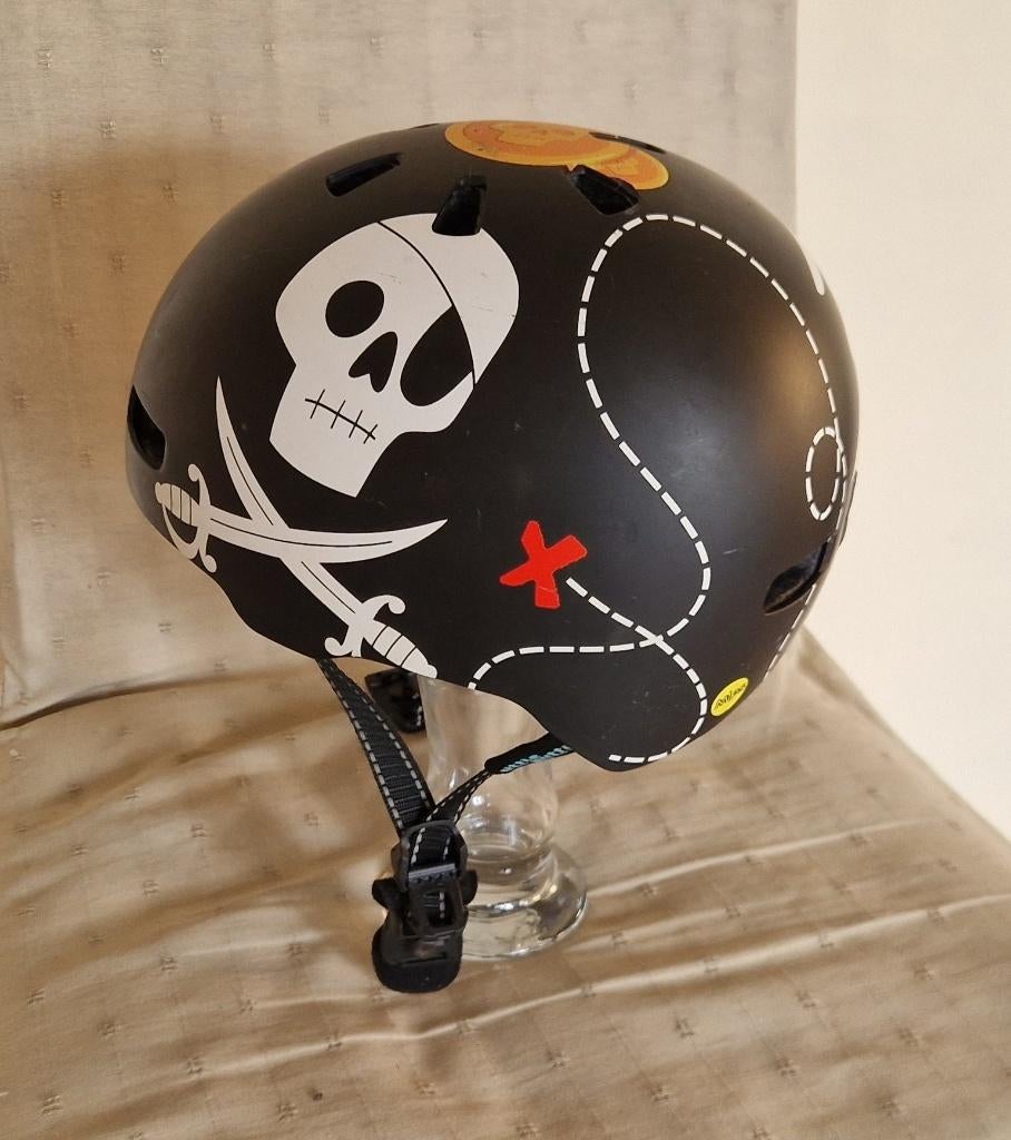 Casque de skate👍TOP état👍vélo-skateboard-rollerskate👍, Sports & Fitness, Skateboard, Enlèvement ou Envoi, Comme neuf, Autres types