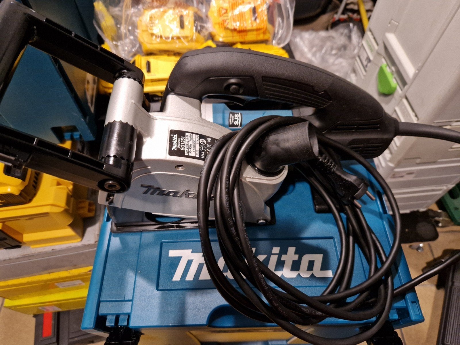Makita groefmachine, Ophalen, Zo goed als nieuw