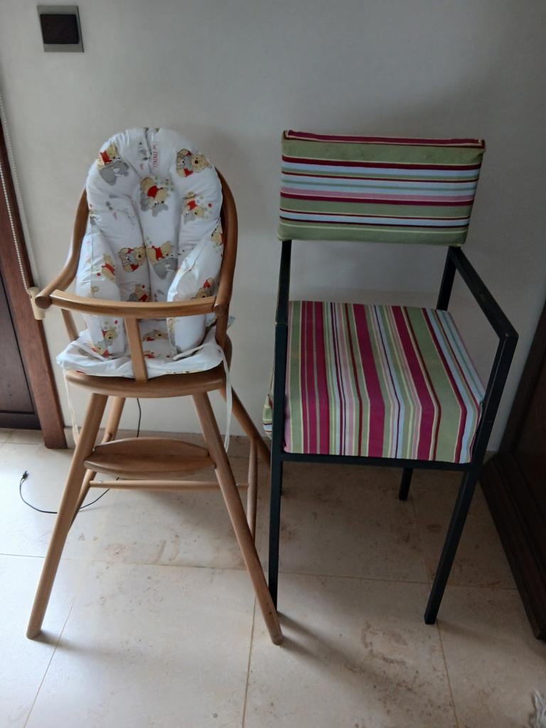 chaises pour enfants, Enfants & Bébés, Chambre d'enfant | Tables & Chaises, Enlèvement