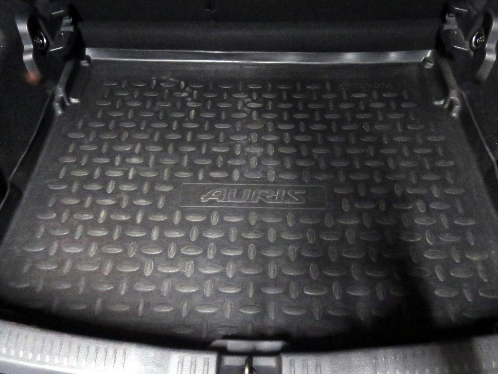 Kofferbakmat in rubber voor Toyota auris, Autos : Divers, Tapis de coffre, Enlèvement, Comme neuf