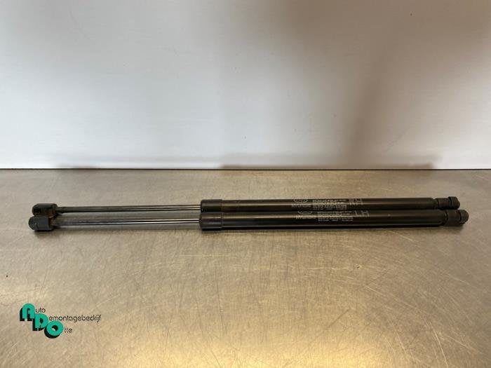Kit amortisseur gaz hayon d'un Hyundai I30 (I30 07-), Autos : Pièces & Accessoires, -, 3 mois de garantie, Utilisé, Hyundai