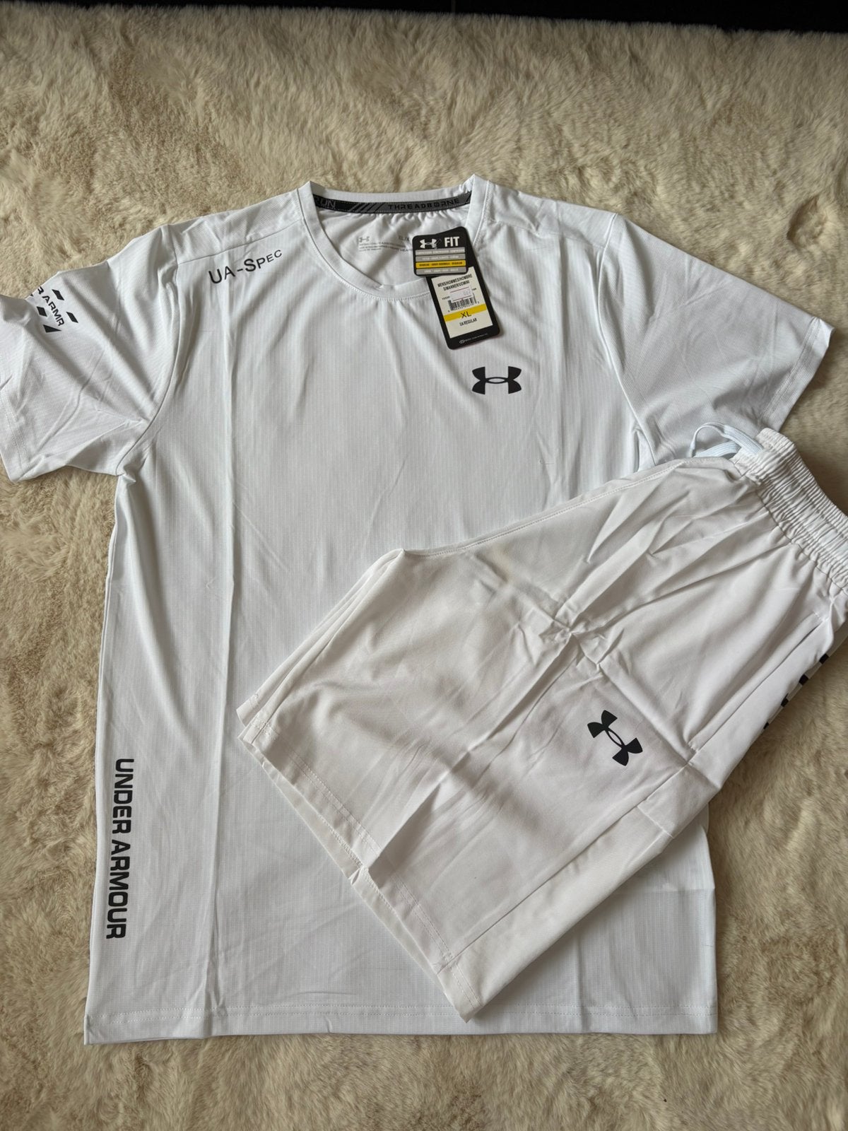 Ensemble under armour blanc, Enlèvement, Neuf, Taille 56/58 (XL), Blanc