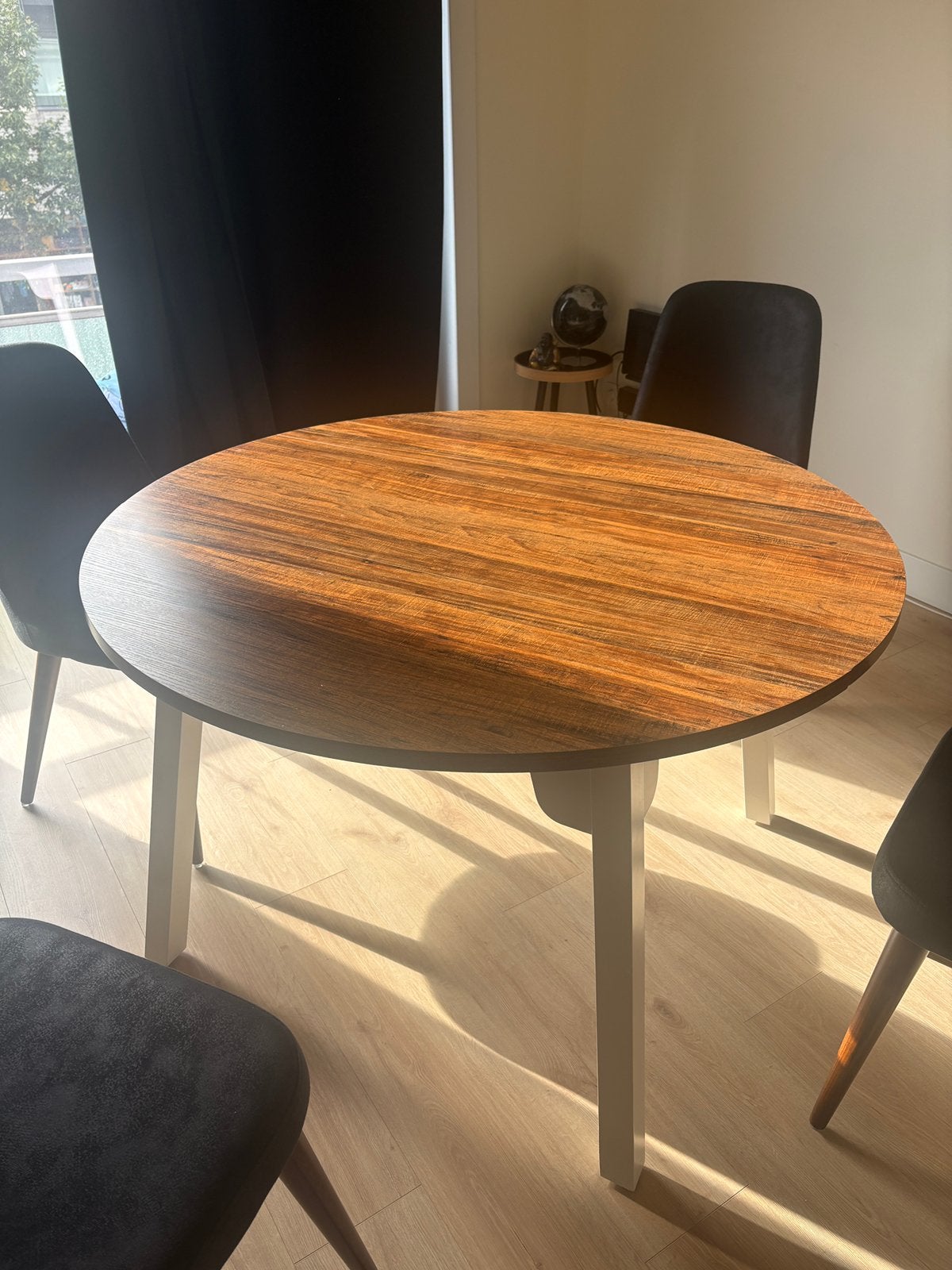 Houten eettafel 1,20m breed, Ophalen of Verzenden, Zo goed als nieuw