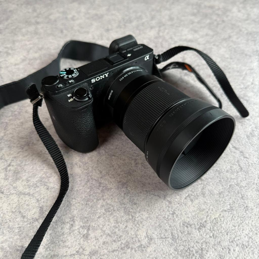 Sony A6500 + Sigma 30mm f/1.4 | Excellent état | 4K, Ophalen of Verzenden, Zo goed als nieuw
