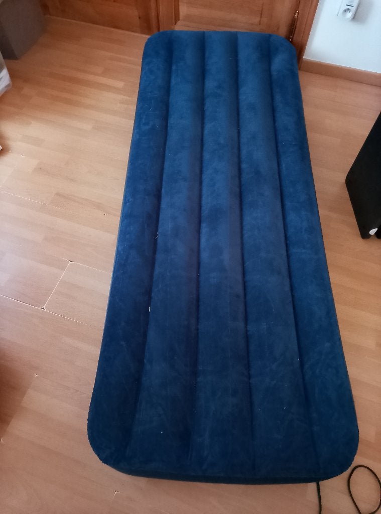 Matelas camping, Enlèvement, Comme neuf