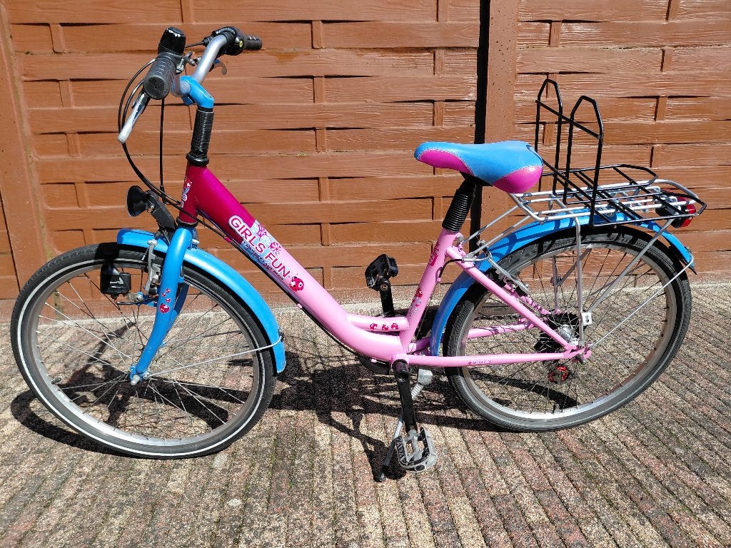Meisjesfiets 24 inch met lieveheersbeestjes motief, Ophalen, Velgrem, Handrem, Gebruikt