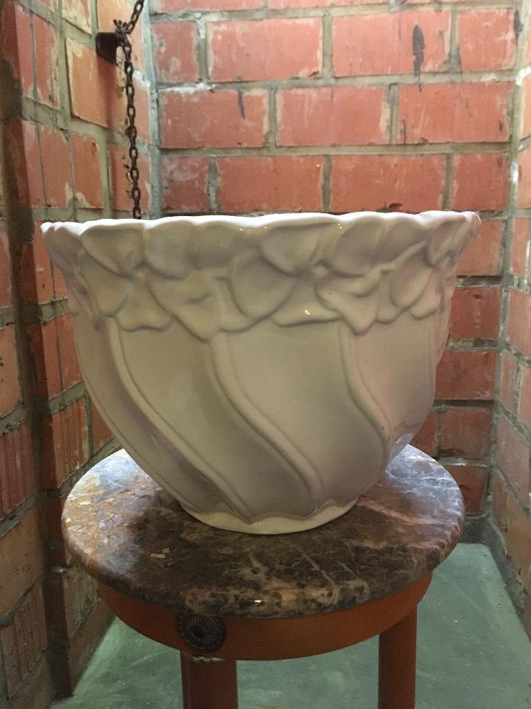 cache pots, Enlèvement