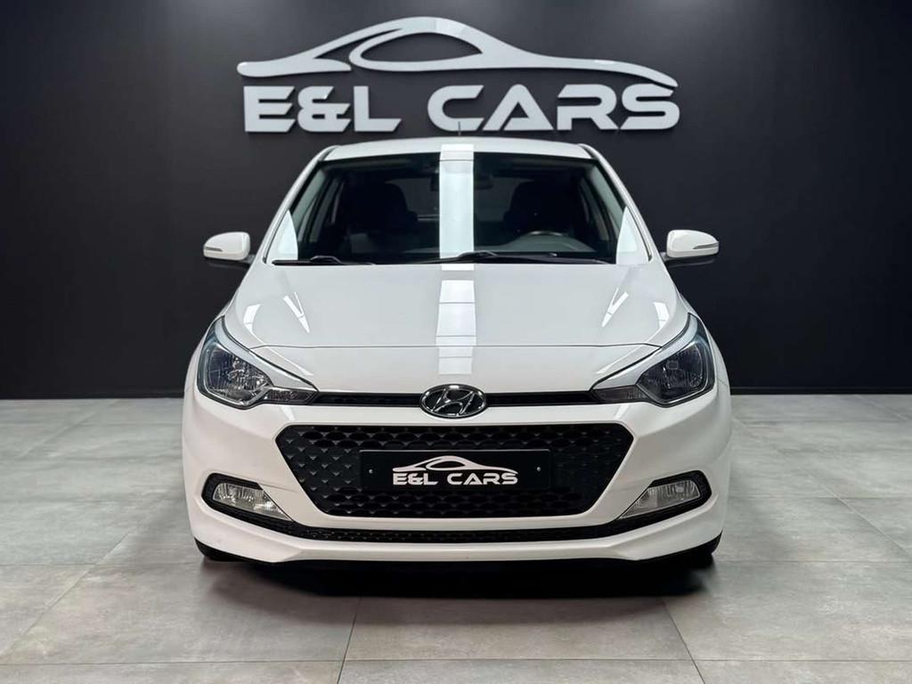 Hyundai i20 i20 1.4i *12 mois de garantie* (bj 2018), Auto's, Hyundai, Automaat, Gebruikt, Euro 6, 4 cilinders
