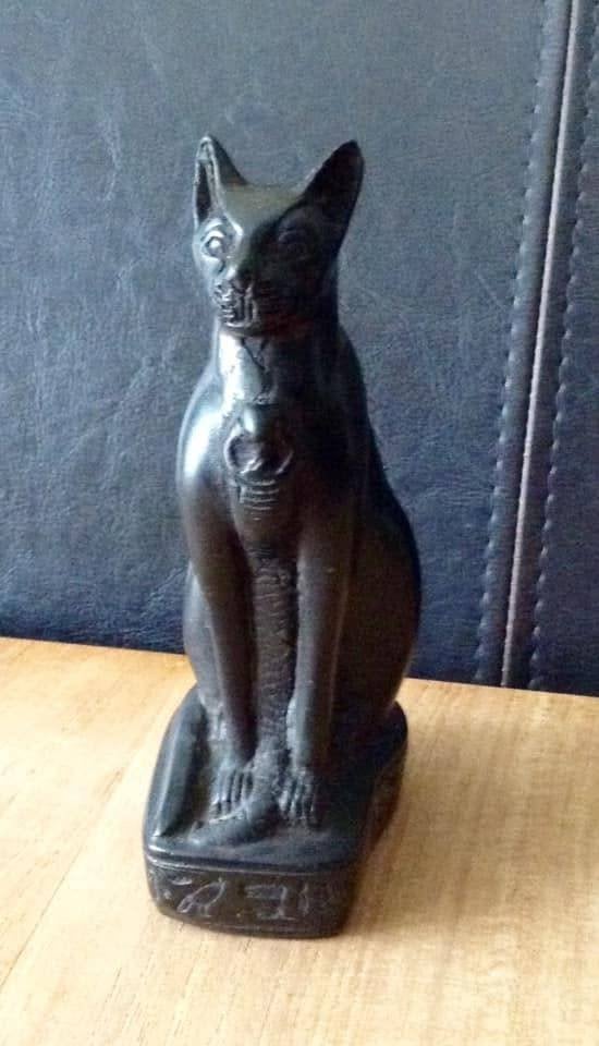 Statuette de chat égyptien Bastet en pierre - 15 cm (479g), Enlèvement ou Envoi, Comme neuf, Animal