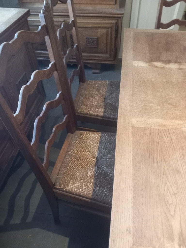 Klassieke houten eettafel met 6 stoelen – landelijke stijl, Ophalen, Klassieke  landelijke stijl, Gebruikt, 100 tot 150 cm