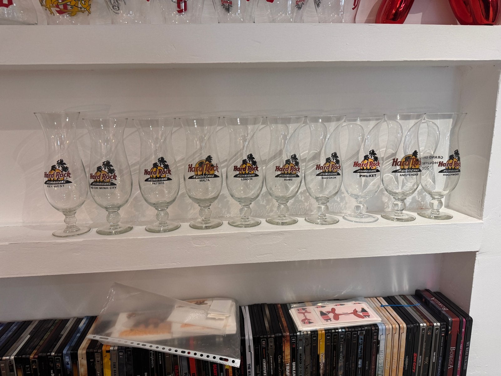 Verzameling hardrock glazen, Ophalen