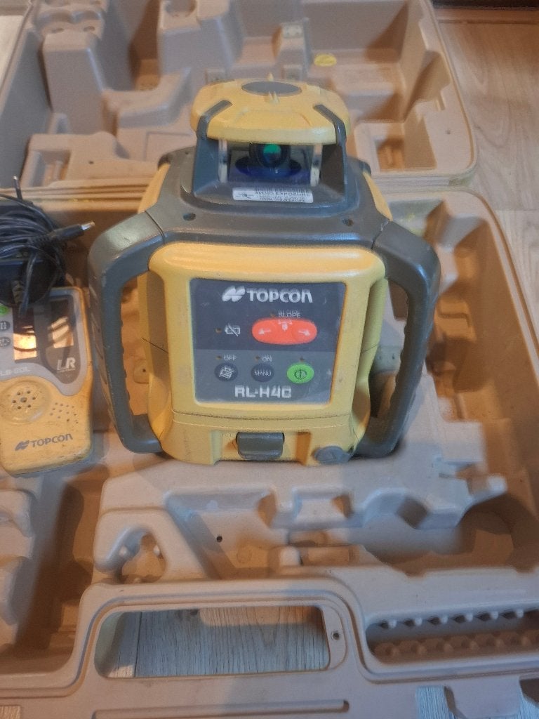 Topcon RL-H4C bouwlaser met ontvanger en koffer, Ophalen, Zo goed als nieuw, Afstand