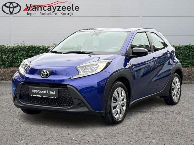 Toyota Aygo play+camera+dab+androidauto+carplay, Automaat, Blauw, 72 pk, 5 deurs