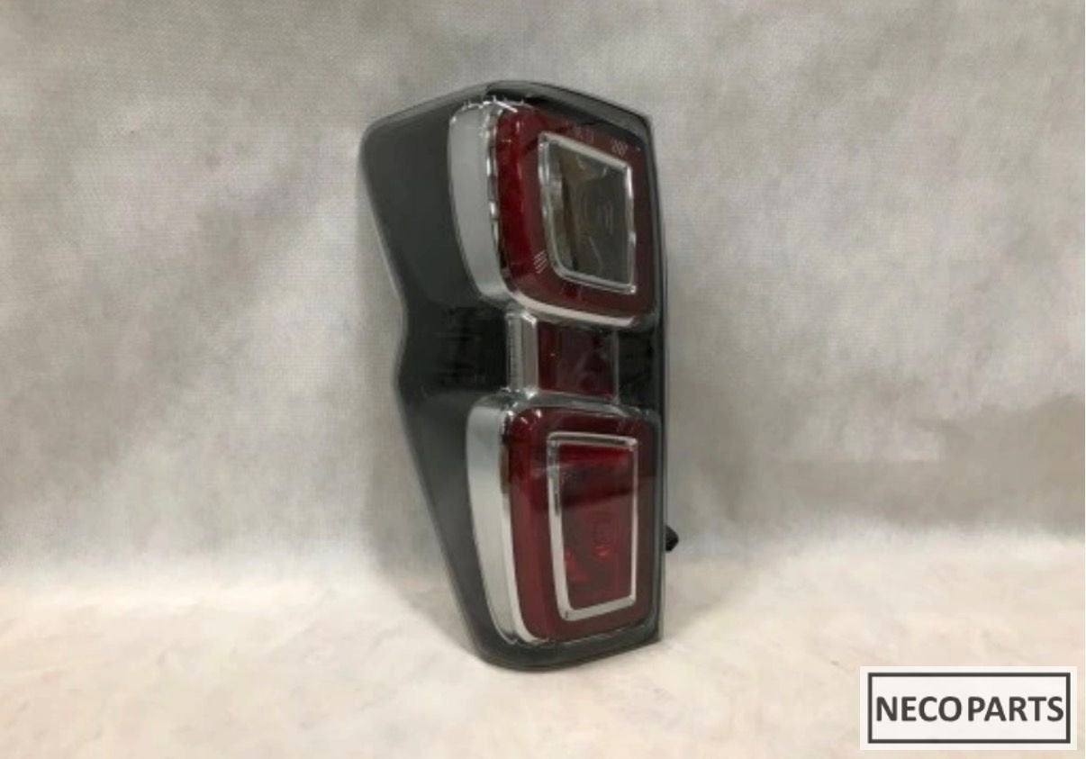ISUZU D-MAX III LED ACHTERLICHT ORIGINEEL ALLES LEVERBAAR!!!, Gebruikt, -, Overige automerken, -