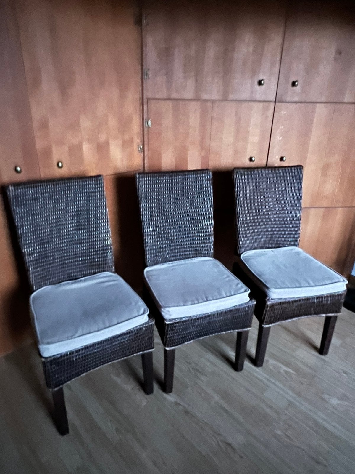 3 chaises en rotin + 1 cassée offerte, Ophalen, Gebruikt, Bruin, Drie