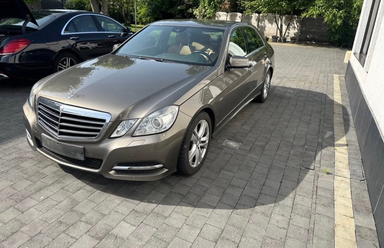 E200 2011 start rijdt, Autos, Particulier, Achat