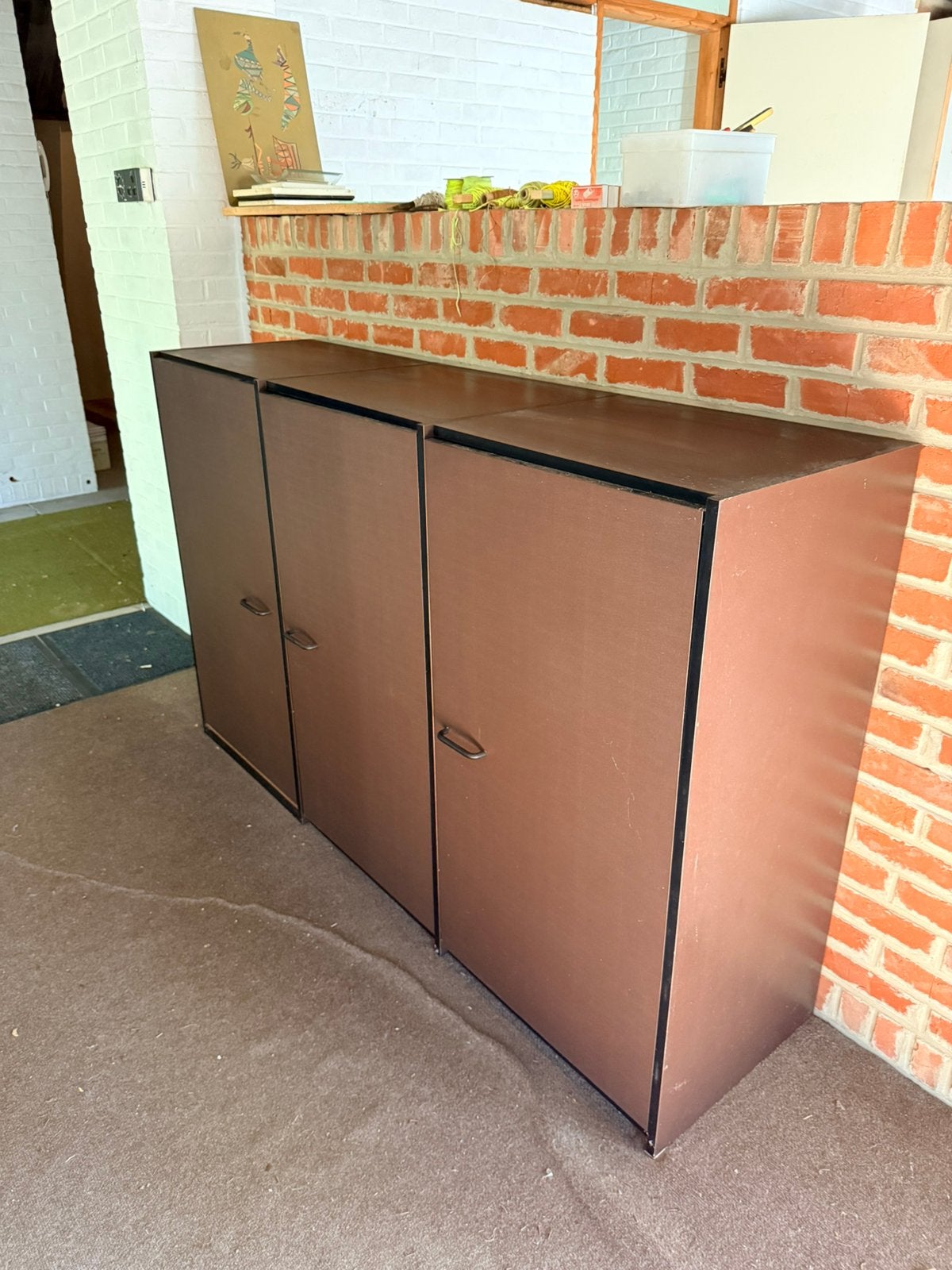 Buffet vintage de 1m60 de large et 1 m de haut, Avec porte(s), 25 à 50 cm, 150 à 200 cm, Enlèvement
