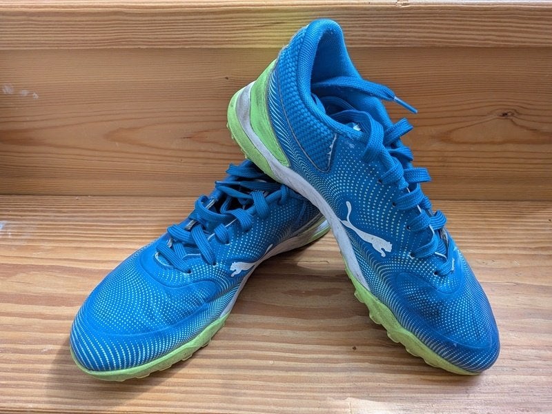 PUMA - chaussures / crompons de foot turf - pointure 40, Sports & Fitness, Football, Enlèvement, Utilisé, Chaussures