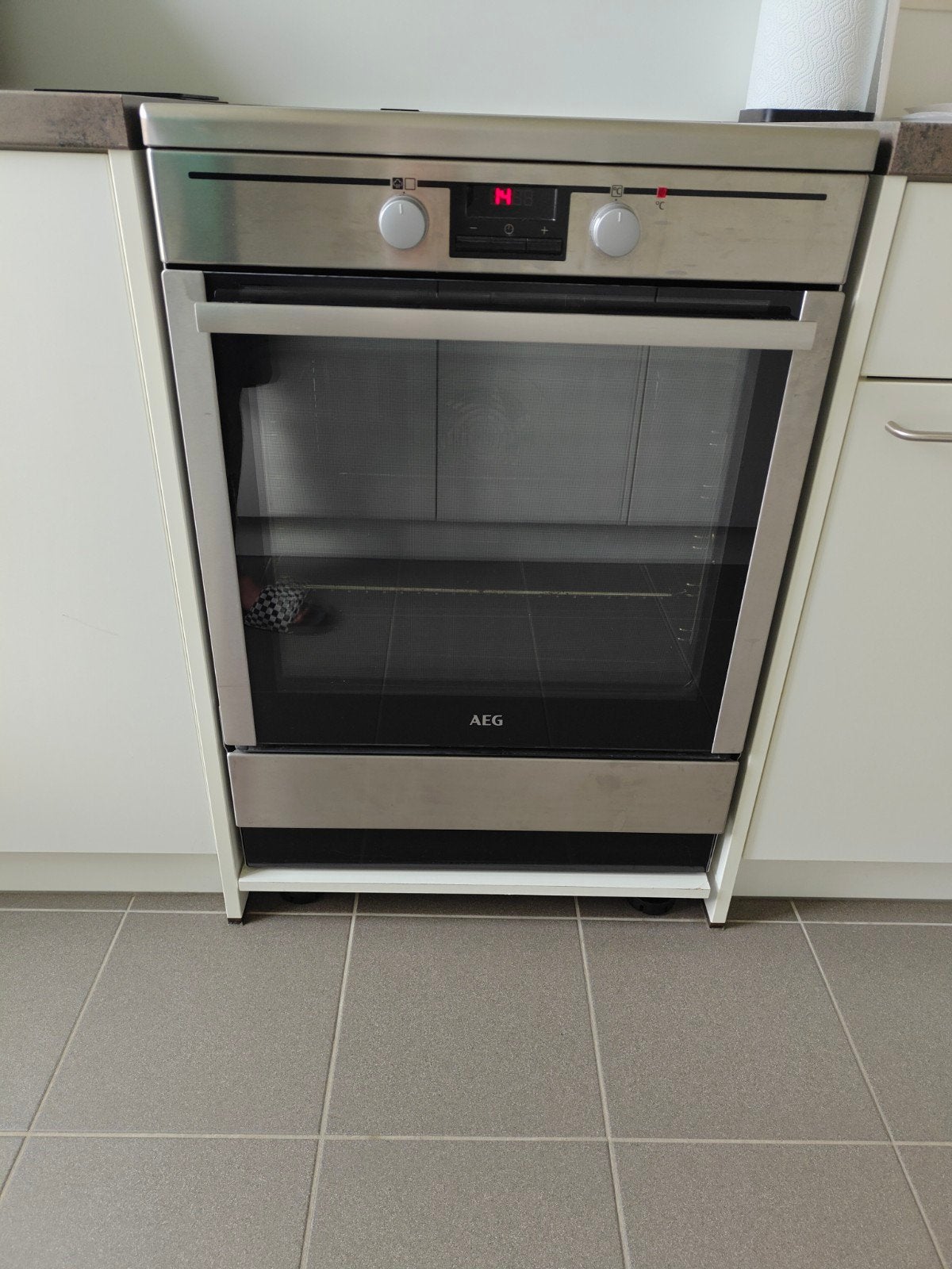 elektrisch fornuis met inductie kookplaat, Minder dan 85 cm, 4 kookzones, Zo goed als nieuw, Elektrisch
