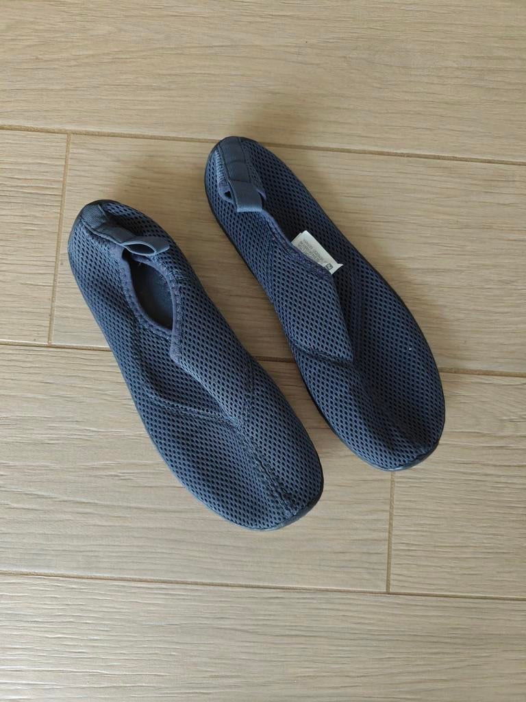 Waterschoenen, Watersport en Boten, Watersportkleding, Ophalen of Verzenden, Zo goed als nieuw, Kind, Tribord