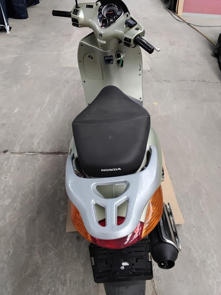Honda.  125cc., Ophalen