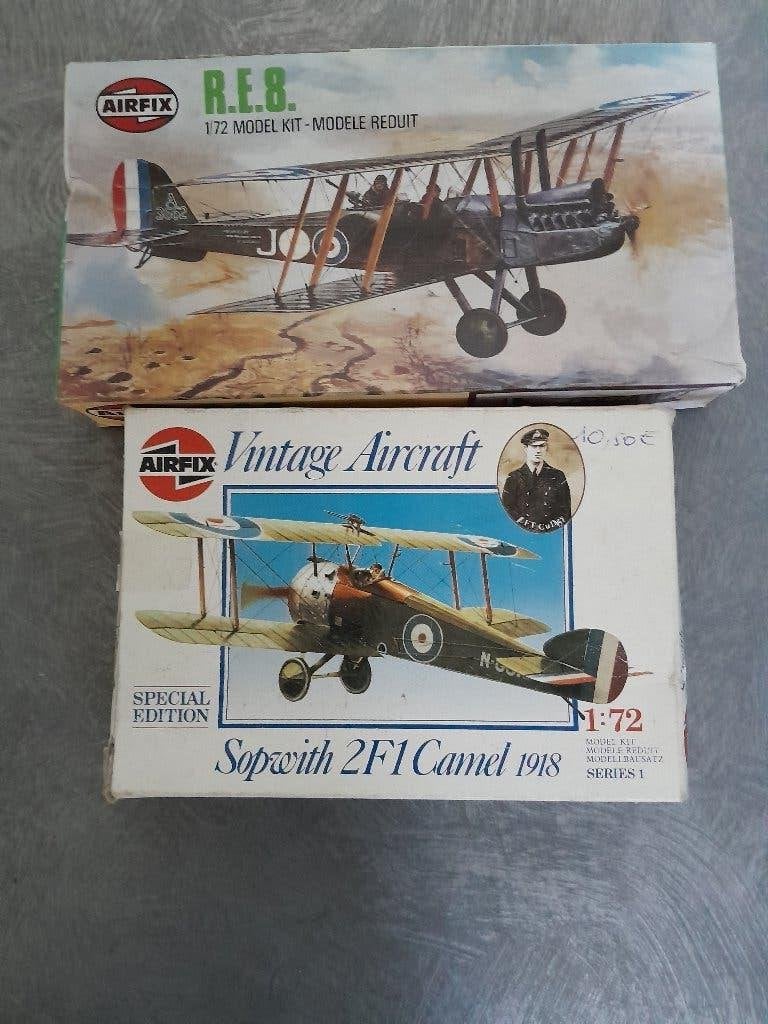 Lot de deux biplans, Autres marques, Enlèvement ou Envoi, Utilisé, 1:72 à 1:144