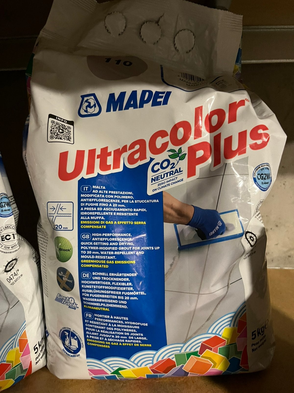 Mapei ultracollor plus kleur 110 (manhattan 2000), Ophalen, Zo goed als nieuw, Overige materialen, Overige typen