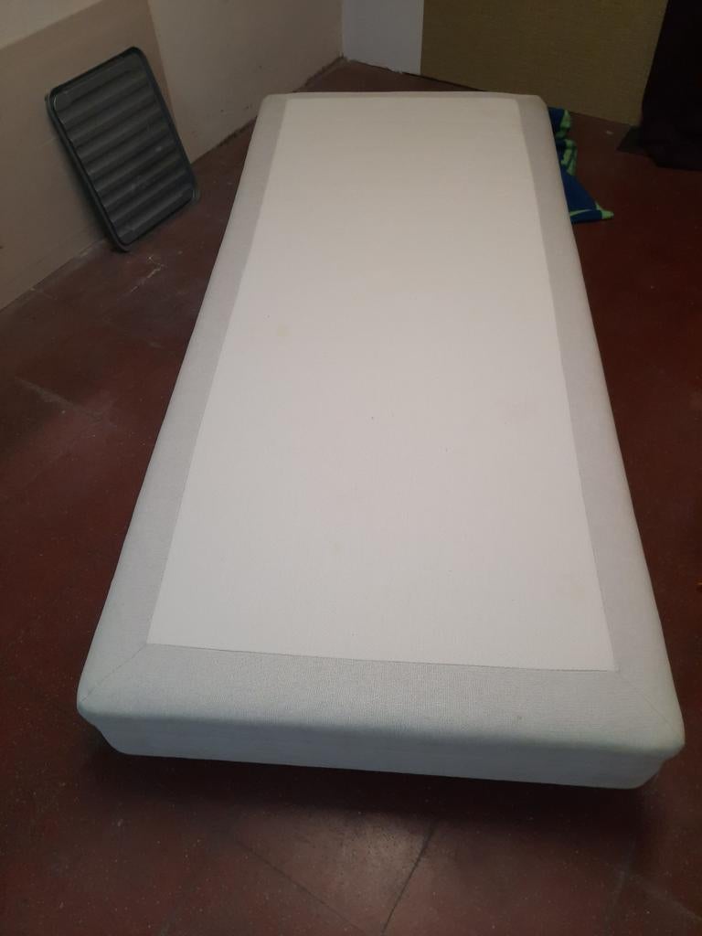 Onderstel 1 pers bed, Huis en Inrichting, Slaapkamer | Boxsprings, Ophalen, 90 cm