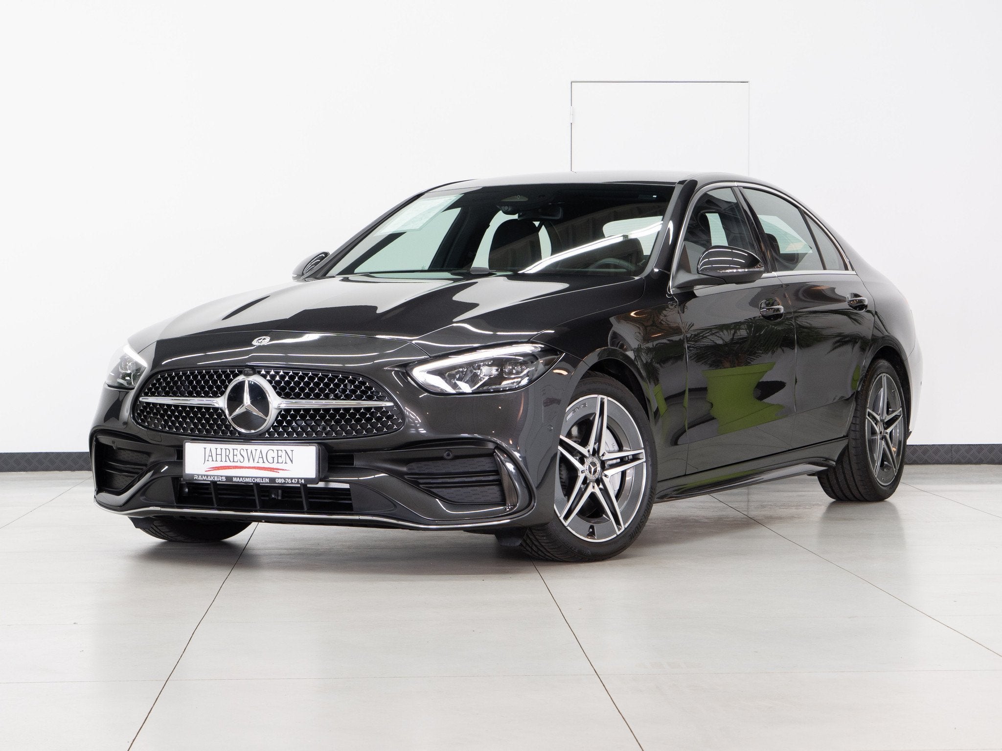 Mercedes-Benz C 180 Benzine:Mild-Hybrid AMG-line Memory LED, 4 deurs, Achterwielaandrijving, Gebruikt, Zwart