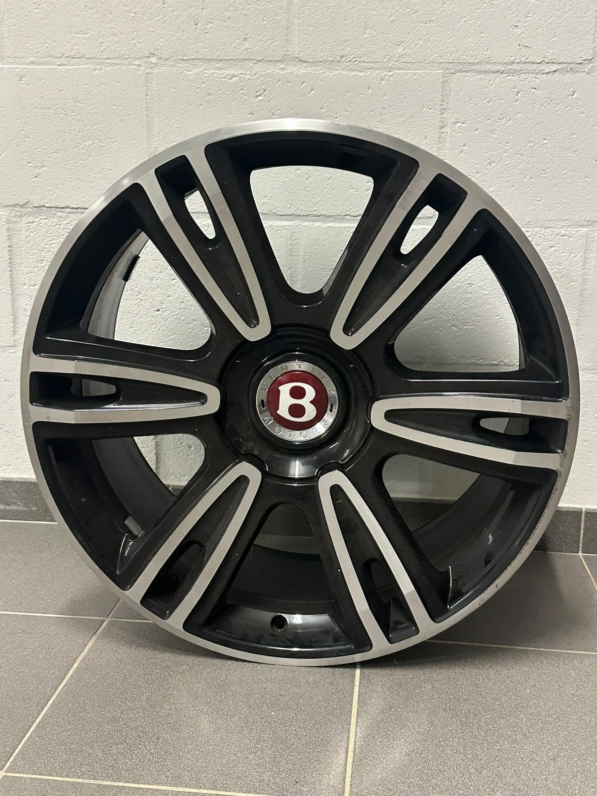 Jante Bentley Continental, Enlèvement, Comme neuf