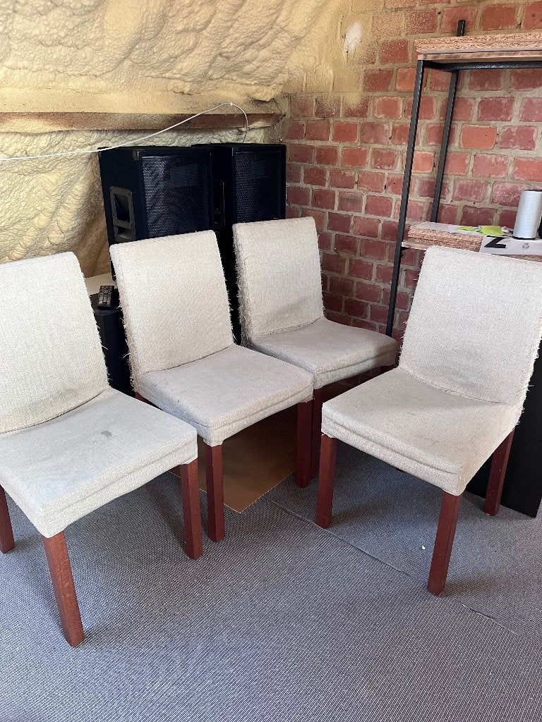 Gratis 4 stoelen, Ophalen, Gebruikt, Hout, Vier