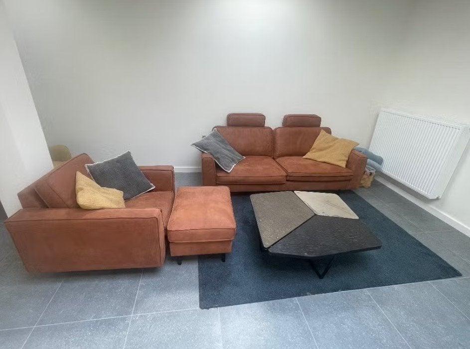Zithoek driezit en fauteuil incl. voetenbank, Huis en Inrichting, Ophalen, Gebruikt, Overige materialen, Modern