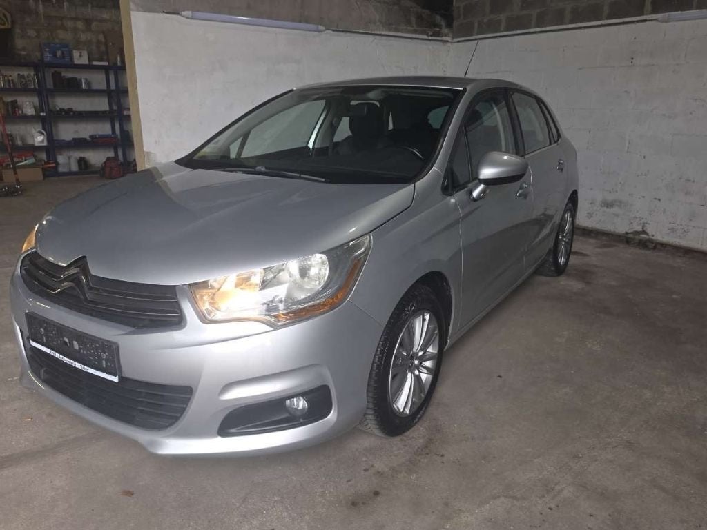 Dacia sandero prête à immatriculer GARANTIE, Auto's, Bedrijf, Sandero, Te koop, https://public.car-pass.be/vhr/cda4e628-a62f-47e7-8408-0d7970769401