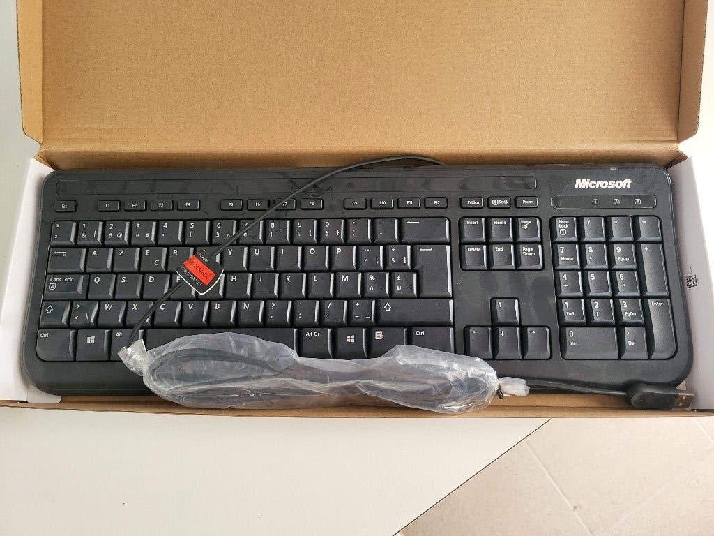 2 toetsenborden met USB aansluiting, Computers en Software, Toetsenborden, Ophalen, Gebruikt, Azerty, Numeriek gedeelte