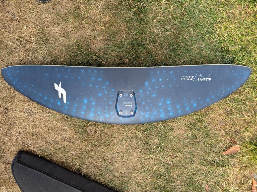 F-one gravity frontwing FCT 2200 wingfoil, Watersport en Boten, Ophalen of Verzenden, Gebruikt, Wingsurf-hydrofoil