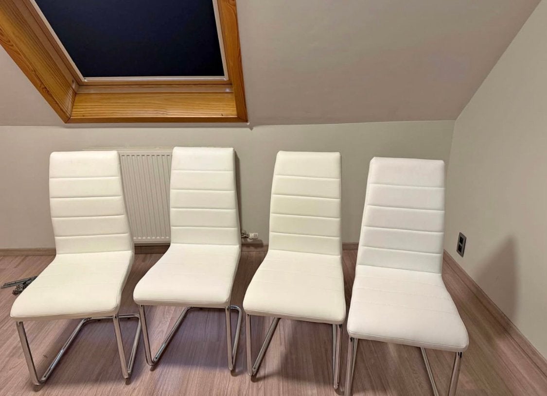 Witte lederen stoelen, Enlèvement, Comme neuf
