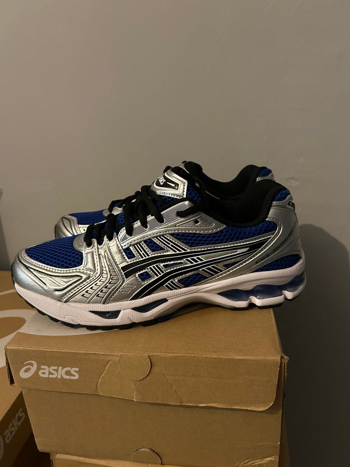 Asics gel kayano 14, Enlèvement, Comme neuf
