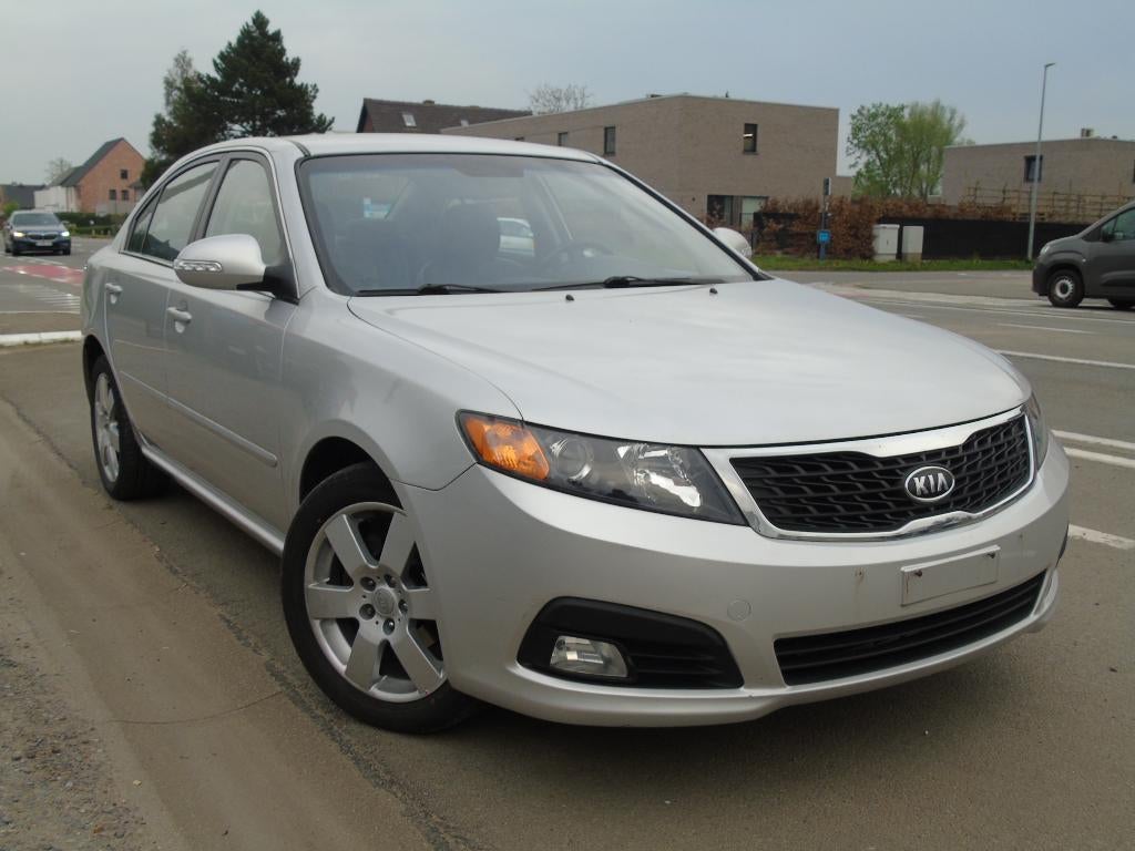 Kia Magentis 2.0 CRDI *06/2010 *Ohboekje *Airco*AUTOMAAT, Auto's, Kia, Monovolume, Zwart, Magentis, Bedrijf
