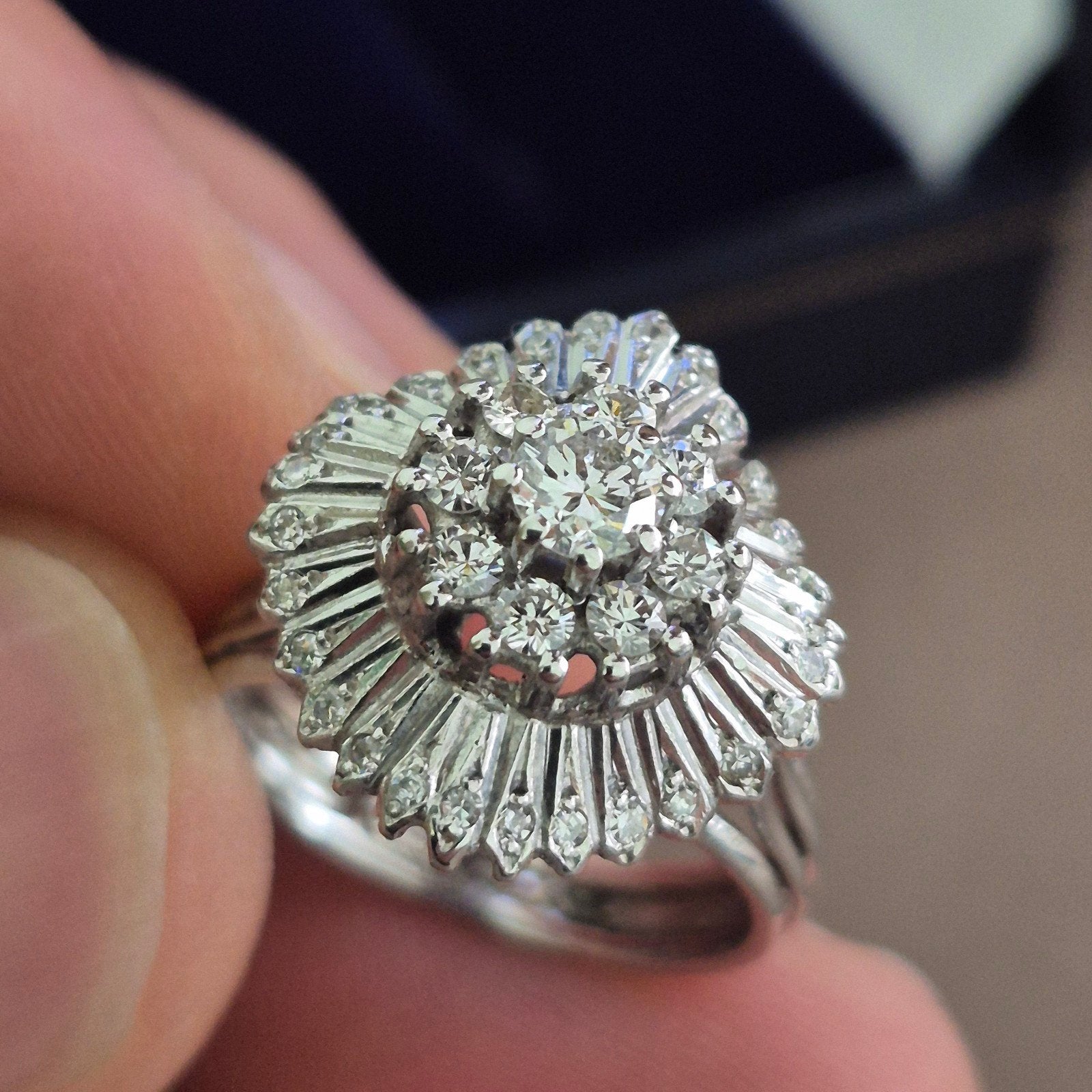 Diamond ring 18 karaat witgoud, Ophalen, Wit, Zo goed als nieuw, 17 tot 18