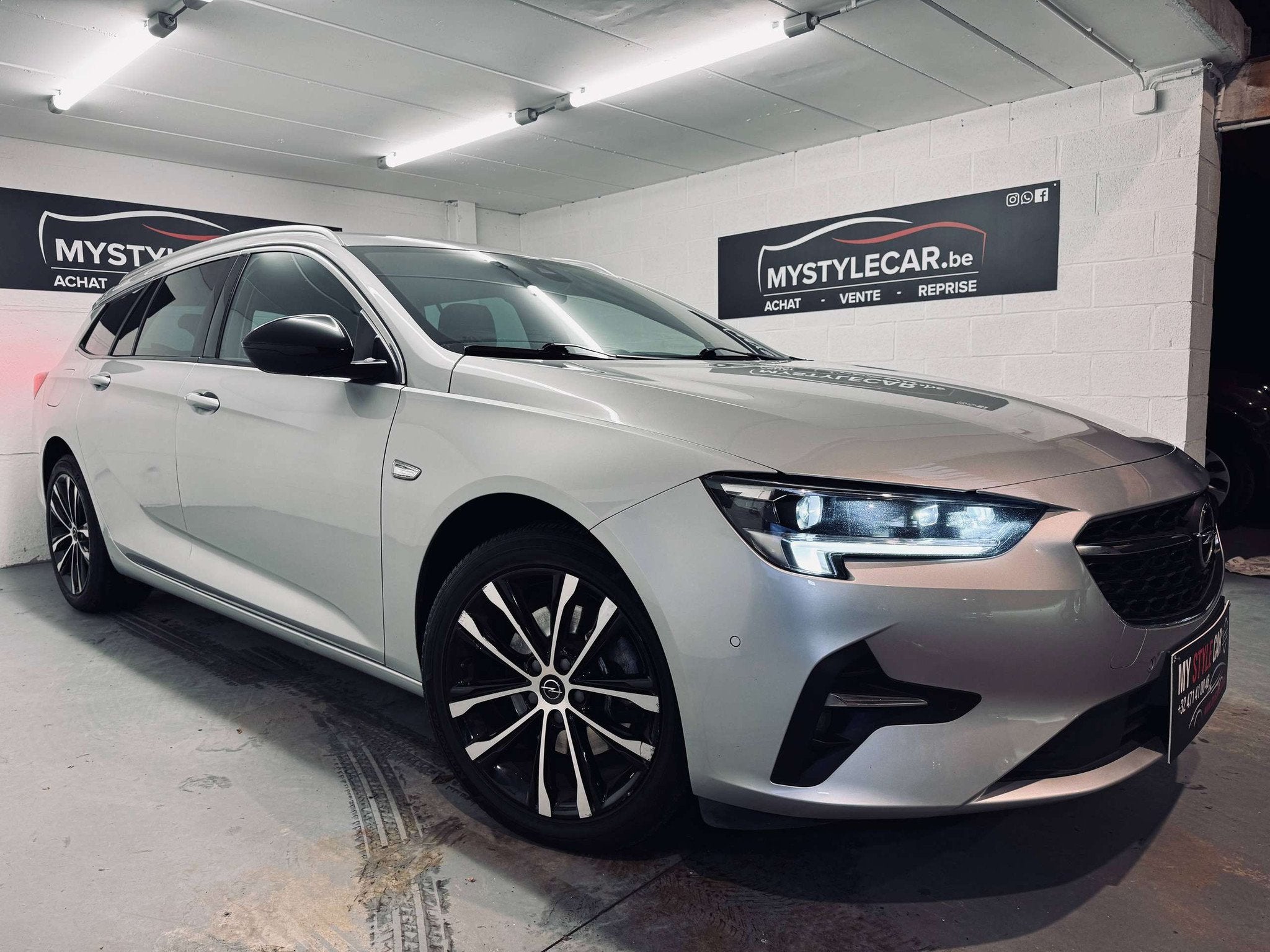 Opel Insignia Insignia Sports Tourer Automatique, Cuir, Navi, Auto's, 122 pk, Gebruikt, 4 cilinders, Leder