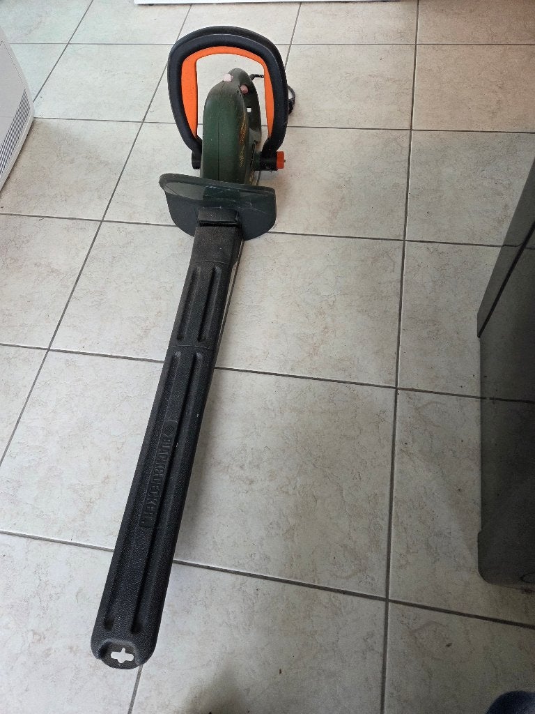 taille haie, Jardin & Terrasse, Enlèvement, Comme neuf, Électrique, Black&Decker