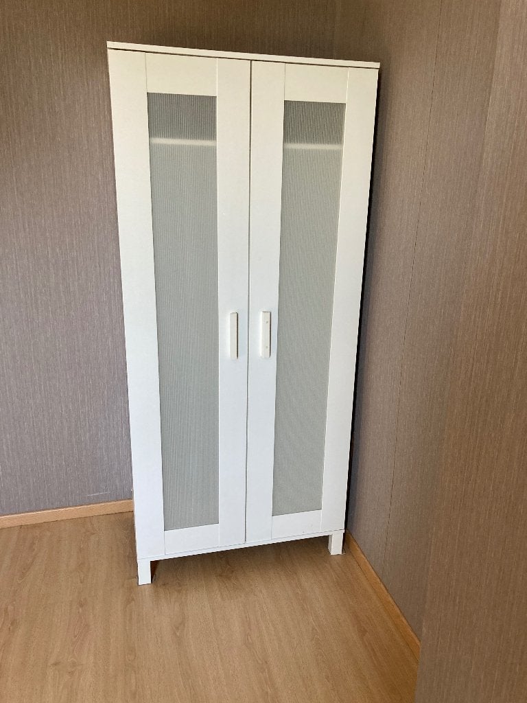 Brimnes kleerkast wit 1 stuk, Huis en Inrichting, Ophalen, Zo goed als nieuw