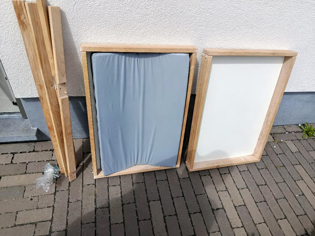 Ikea verzorgingstafel, Ophalen, Zo goed als nieuw, Overige typen, Overige merken