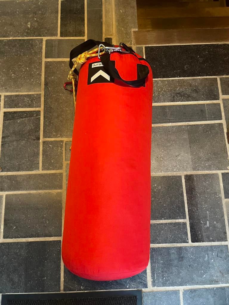 Sac de box + gants de boxe + ataches du sac, Enlèvement, Comme neuf