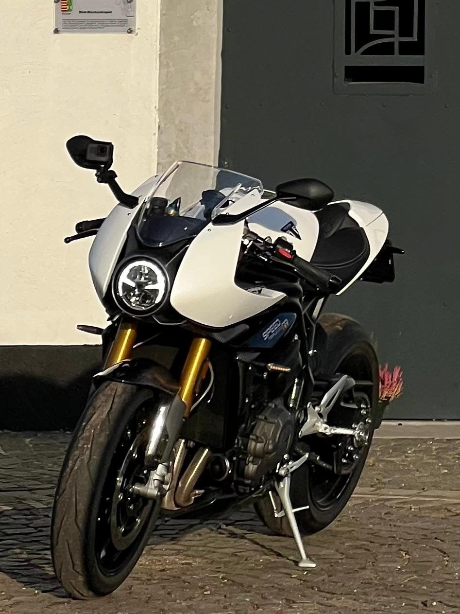Triumph Speed Triple 1200RR, Motoren, Occasion, 3 cilinders, Meer dan 35 kW, 1200 cc